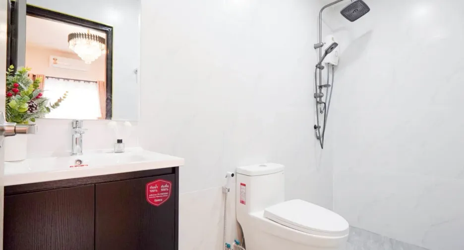 Haus zum Kauf mit 3 Zimmer in Bang Lamung, Chonburi