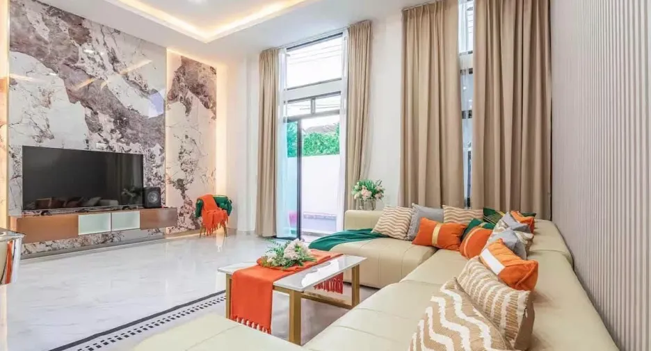 À vendre 3 chambres villa à Bang Lamung, Chonburi