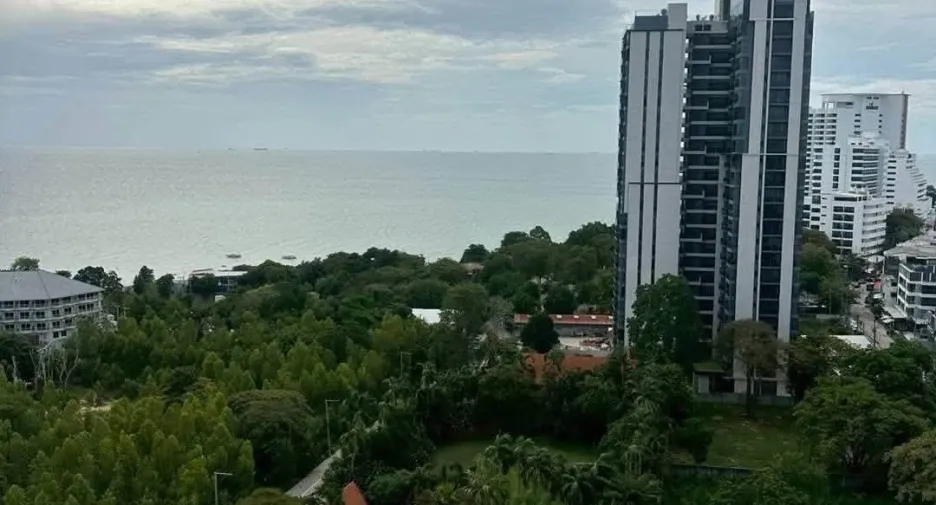 For sale studio condo in Bang Lamung, Chonburi