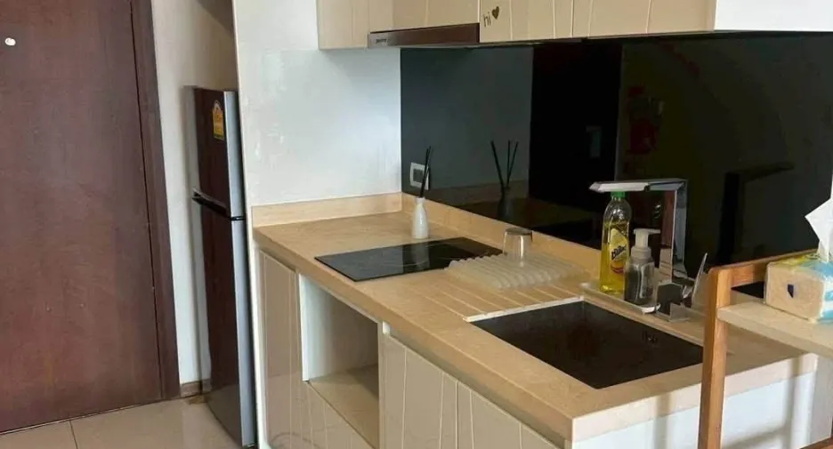 For sale studio condo in Bang Lamung, Chonburi