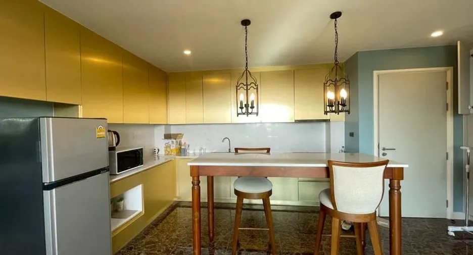 For sale 2 bedrooms condo in Jomtien, Pattaya