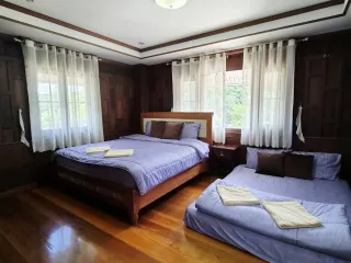 Villa zum Kauf mit 4 Zimmer in Bang Lamung, Chonburi