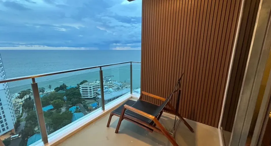 For rent 1 bed condo in Bang Lamung, Chonburi