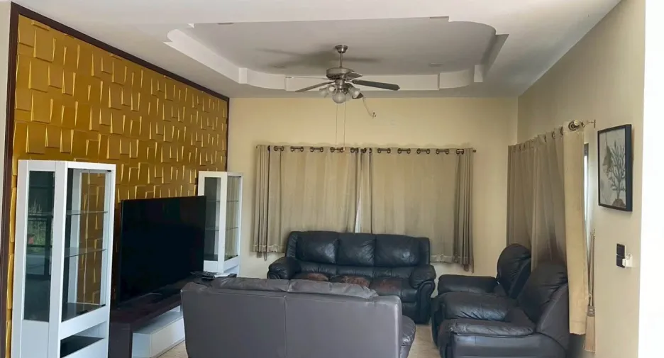 For sale 5 bedrooms house in Bang Lamung, Chonburi