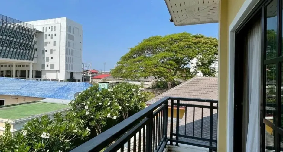 For sale 5 bedrooms house in Bang Lamung, Chonburi