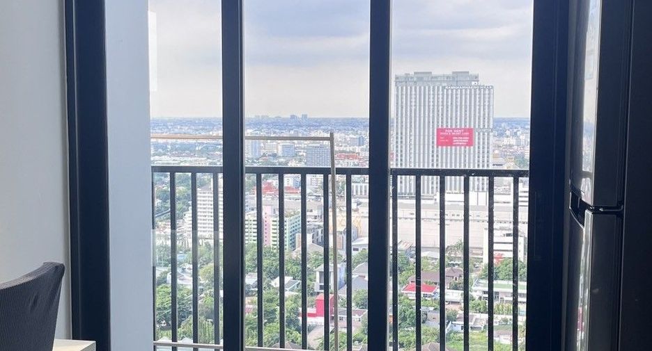 For sale 1 bed condo in Bang Kapi, Bangkok