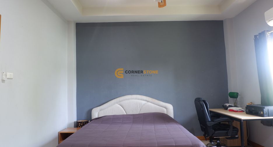 Casa en alquiler de 3 habitaciones en Bang Lamung, Chonburi