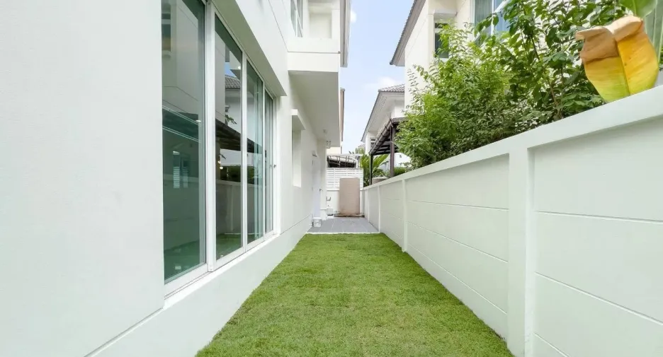 Haus zum Kauf mit 3 Zimmer in Bang Kruai, Nonthaburi