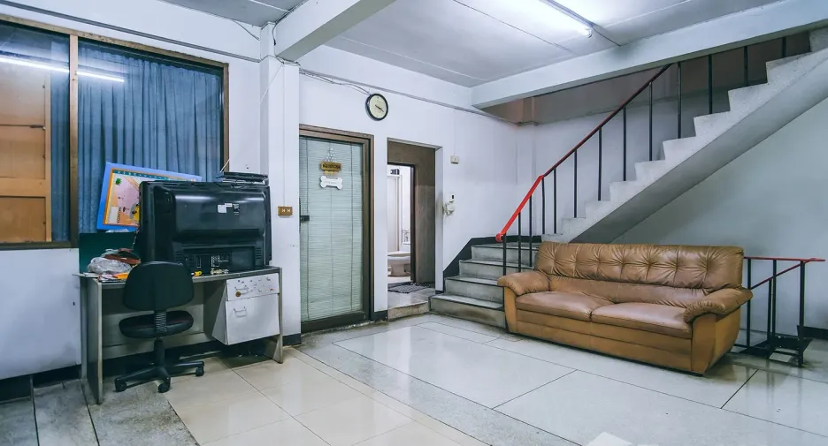 Oficina en venta de 4 habitaciones en Mueang Nonthaburi, Nonthaburi