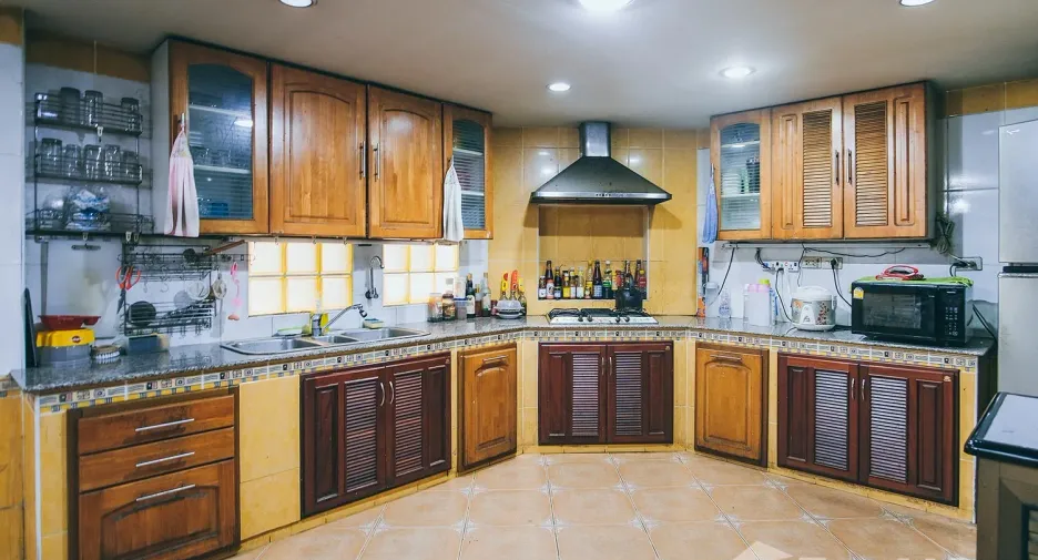 Oficina en venta de 4 habitaciones en Mueang Nonthaburi, Nonthaburi