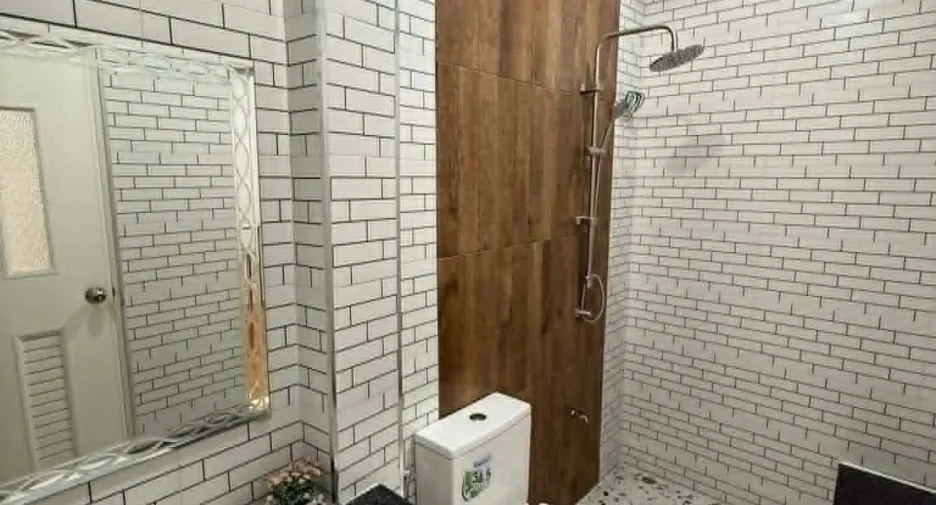 Reihenhaus zur Miete mit 3 Zimmer in Mueang Khon Kaen, Khon Kaen