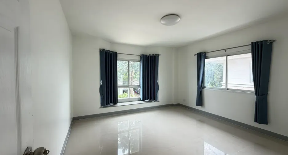 Casa en alquiler de 3 habitaciones en Mueang Khon Kaen, Khon Kaen