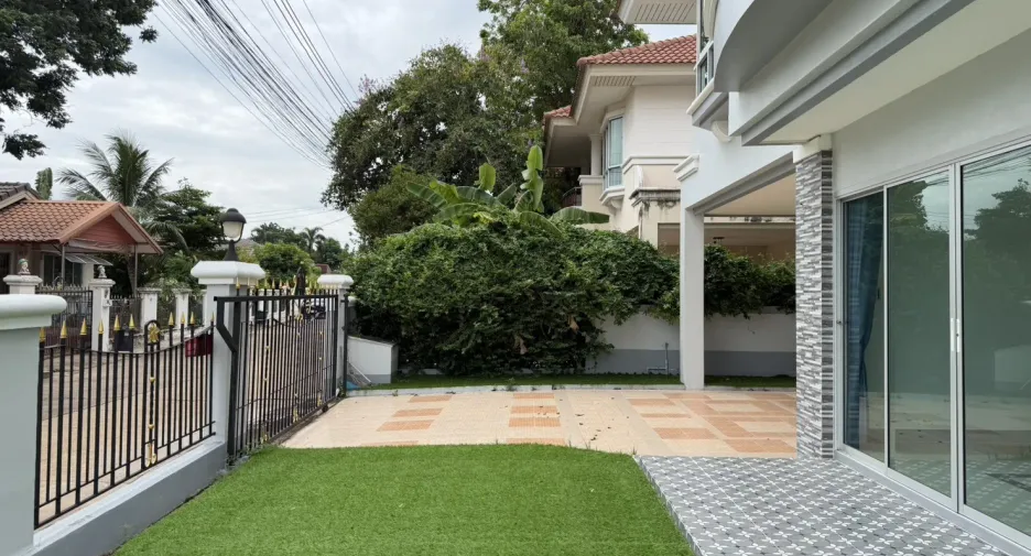 Casa en alquiler de 3 habitaciones en Mueang Khon Kaen, Khon Kaen
