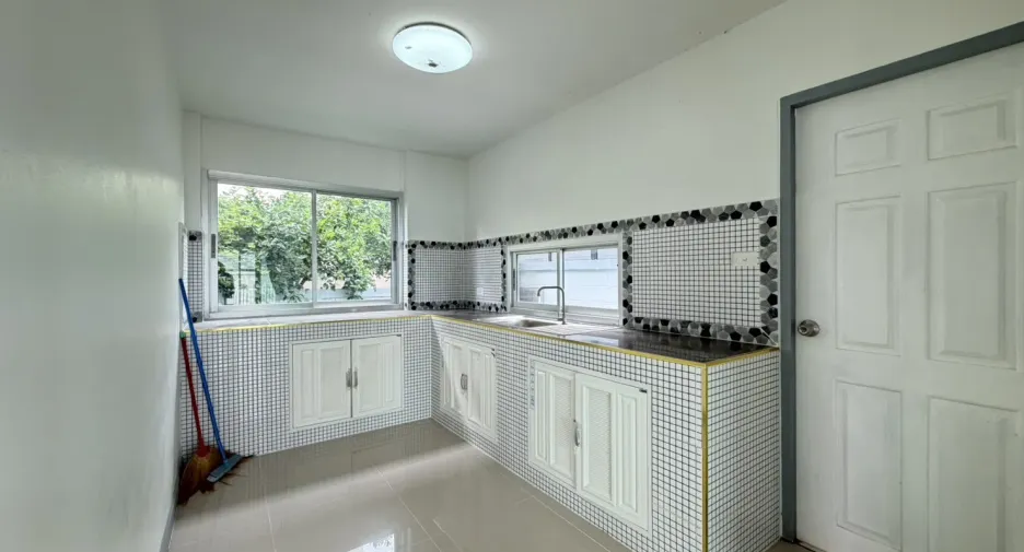 Casa en alquiler de 3 habitaciones en Mueang Khon Kaen, Khon Kaen