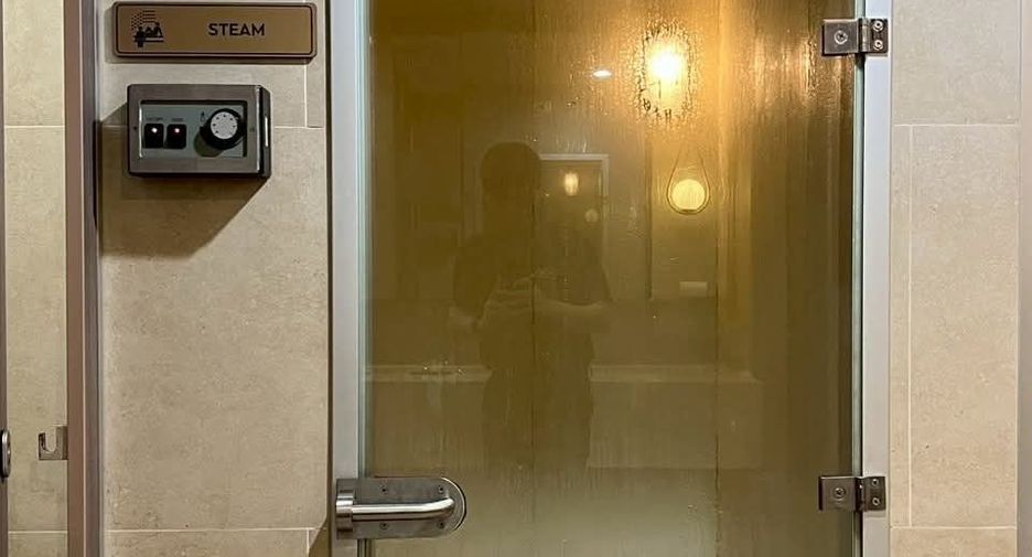 For rent 2 bedrooms condo in Mueang Samut Prakan, Samut Prakan