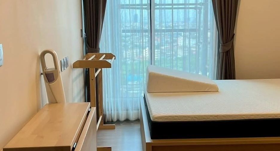 For rent 2 bedrooms condo in Mueang Samut Prakan, Samut Prakan