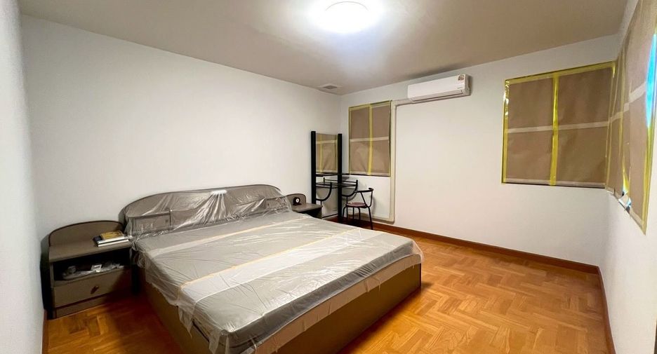 For sale 2 bedrooms condo in Chatuchak, Bangkok