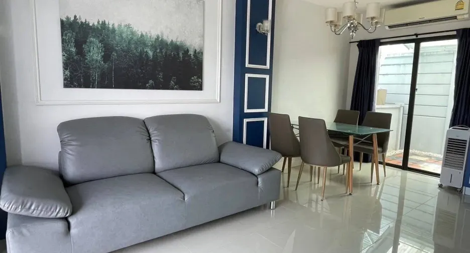 For rent 3 ベッドルーム townhouse in Prawet, Bangkok