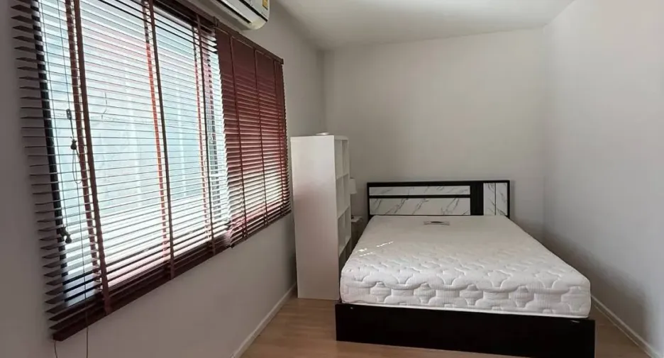 For rent 3 ベッドルーム townhouse in Prawet, Bangkok
