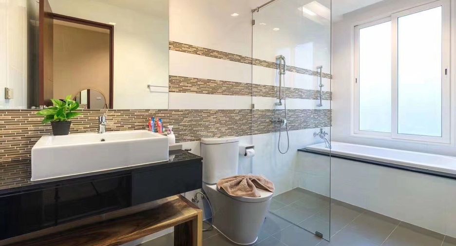 Villa zur Miete mit 4 Zimmer in Mueang Phuket, Phuket