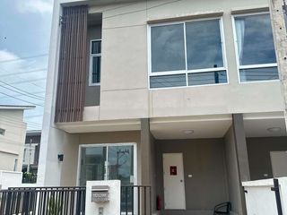 For rent 3 ベッドルーム townhouse in Thalang, Phuket