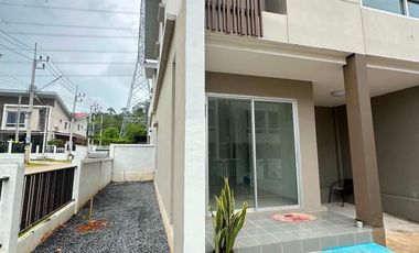 For rent 3 ベッドルーム townhouse in Thalang, Phuket
