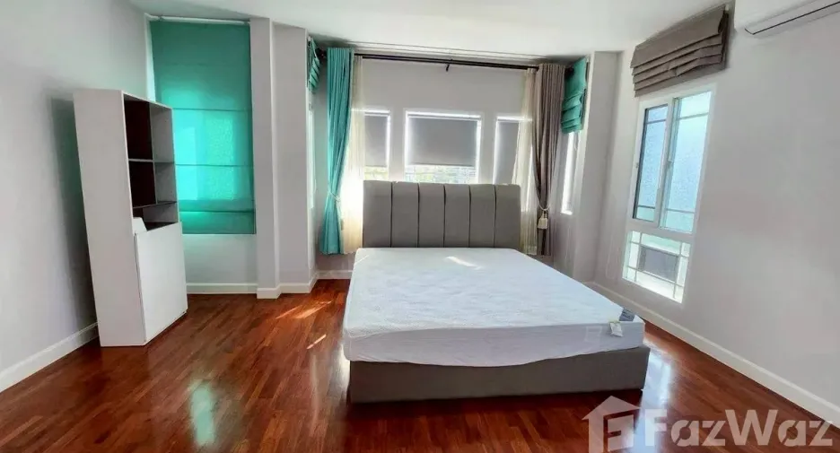 Casa en alquiler de 3 habitaciones en Mueang Chiang Mai, Chiang Mai