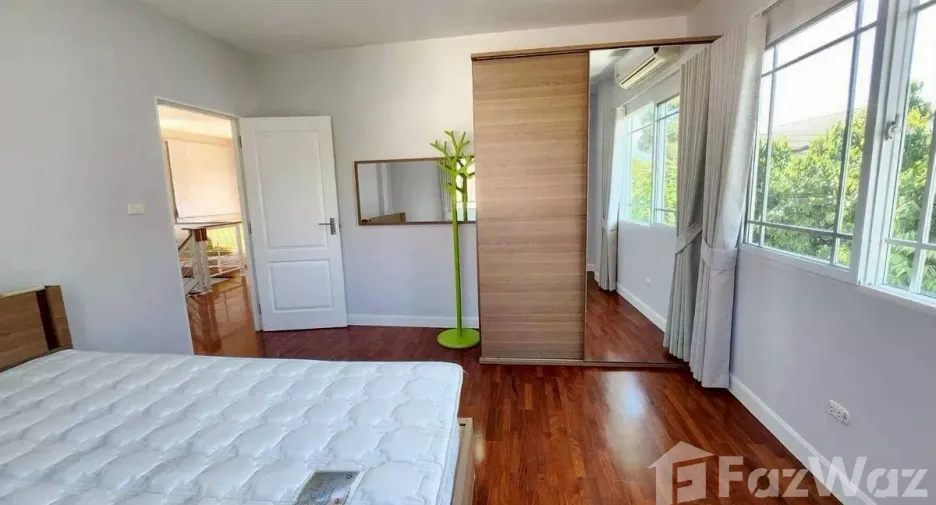 Casa en alquiler de 3 habitaciones en Mueang Chiang Mai, Chiang Mai