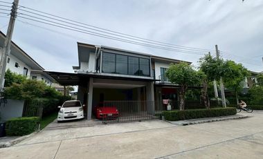 Haus zum Kauf und zur Miete mit 4 Zimmer in Prawet, Bangkok