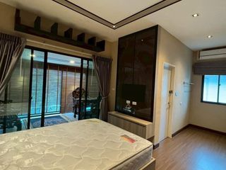 À vendre et à louer 4 chambres maison à Prawet, Bangkok