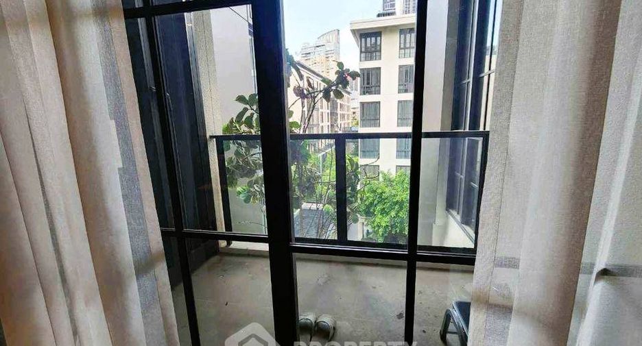 For sale 2 bedrooms condo in Watthana, Bangkok