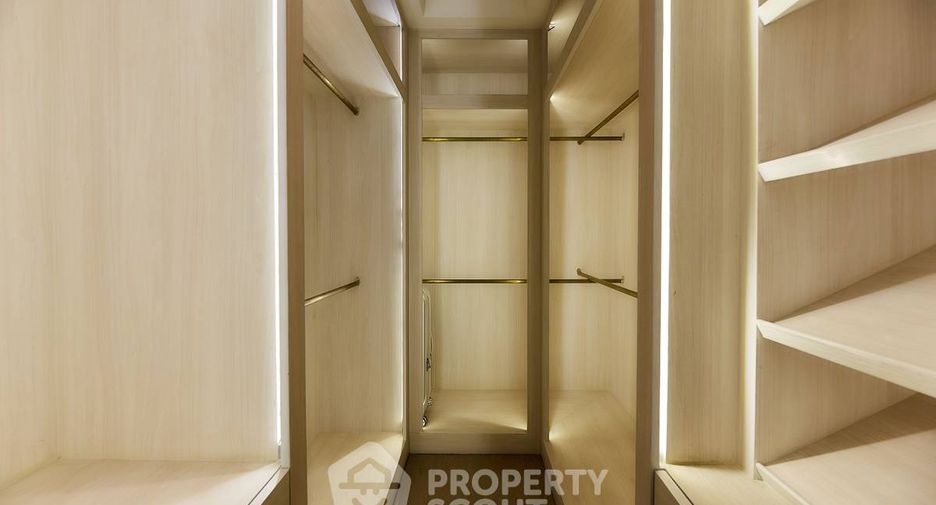 Wohnung zur Miete und zum Kauf mit 3 Zimmer in Khlong Toei, Bangkok
