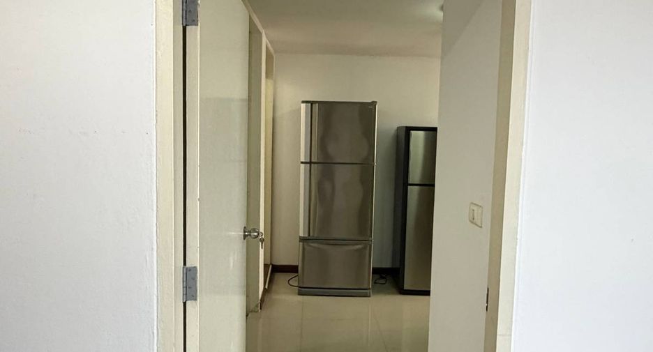 Wohnung zur Miete mit 3 Zimmer in Watthana, Bangkok