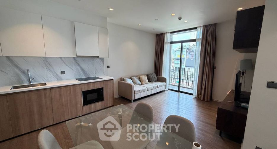 For rent 2 bedrooms condo in Khlong Toei, Bangkok