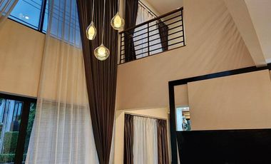 Haus zur Miete mit 5 Zimmer in Prawet, Bangkok