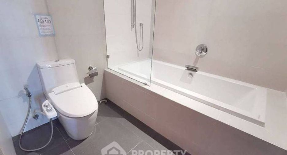For rent 1 bed condo in Watthana, Bangkok