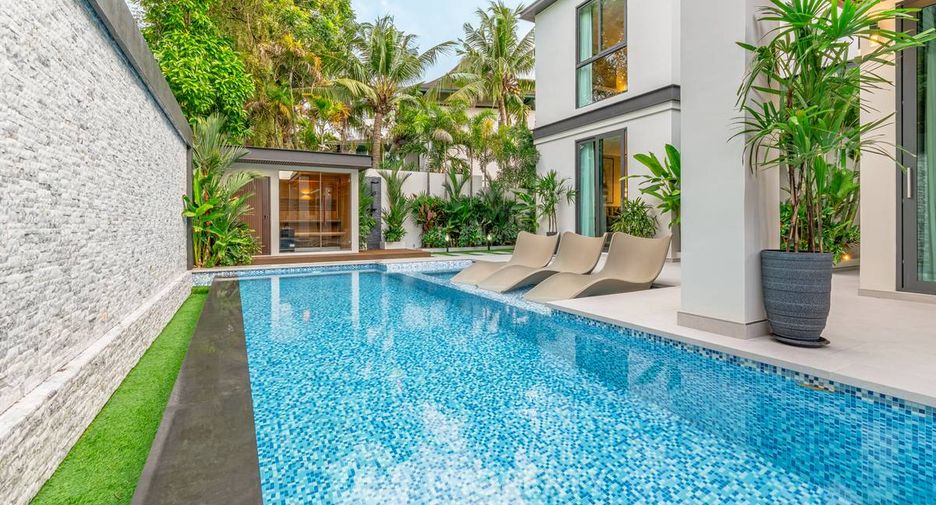 For sale 7 bedrooms villa in Jomtien, Pattaya
