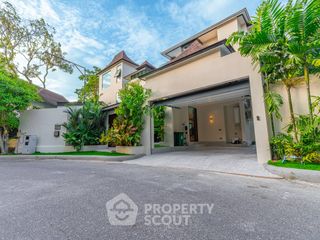 For sale 7 bedrooms villa in Jomtien, Pattaya