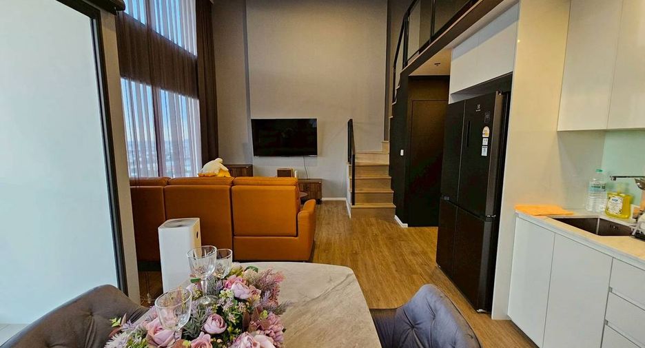 For rent and for sale 2 bedrooms condo in Huai Khwang, Bangkok