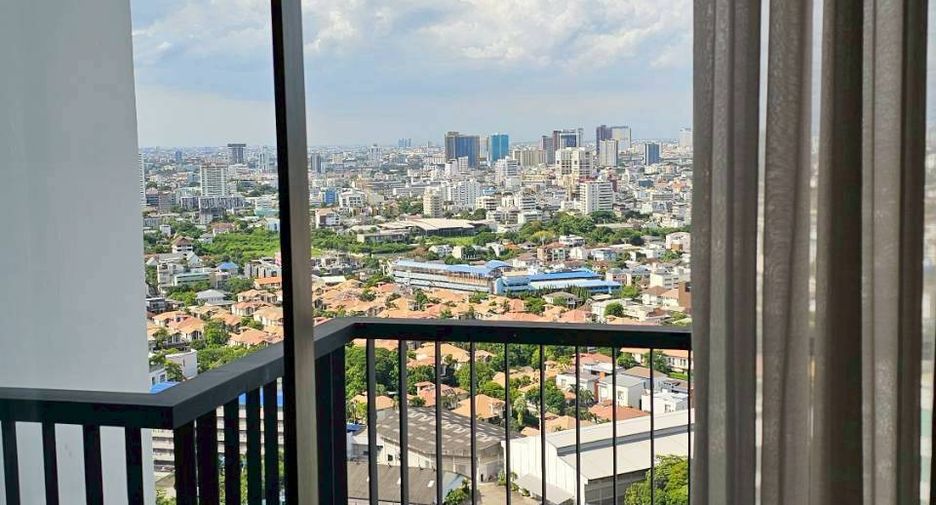 Wohnung zum Kauf mit 1 Zimmer in Khlong Toei, Bangkok