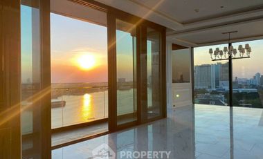 Condo en venta de 4 habitaciones en Bang Kho Laem, Bangkok