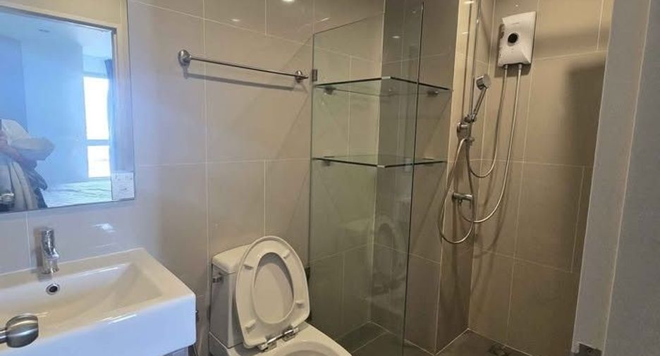 Wohnung zur Miete mit 1 Zimmer in Bang Sue, Bangkok