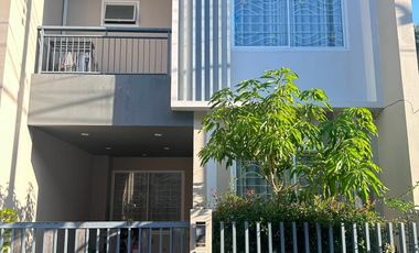 For rent 2 ベッドルーム townhouse in Thalang, Phuket