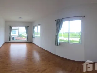 À louer 3 chambres maison à Mueang Samut Prakan, Samut Prakan