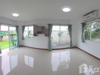 À louer 3 chambres maison à Mueang Samut Prakan, Samut Prakan