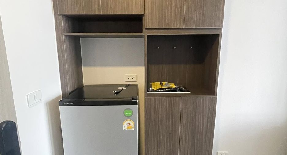 For rent スタジオ condo in Bang Kapi, Bangkok