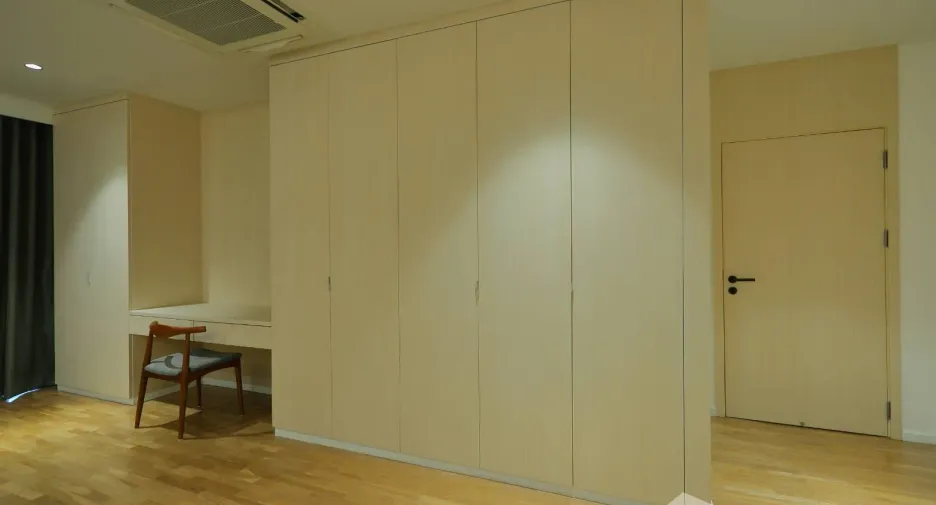 For rent 4 bedrooms condo in Watthana, Bangkok