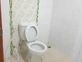 Casa adosada en venta de 3 habitaciones en Mueang Chiang Mai, Chiang Mai