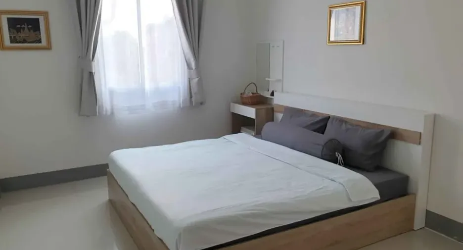 Casa adosada en venta de 3 habitaciones en Mueang Chiang Mai, Chiang Mai