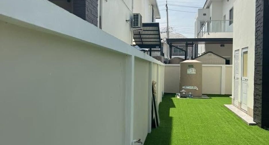 For rent 4 ベッドルーム house in Lat Krabang, Bangkok
